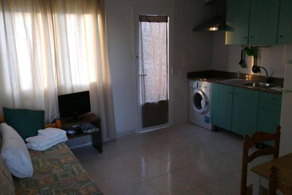 Tranquilo Apartamento Con Preciosa Cala En La Puerta Ciutadella  Exterior photo